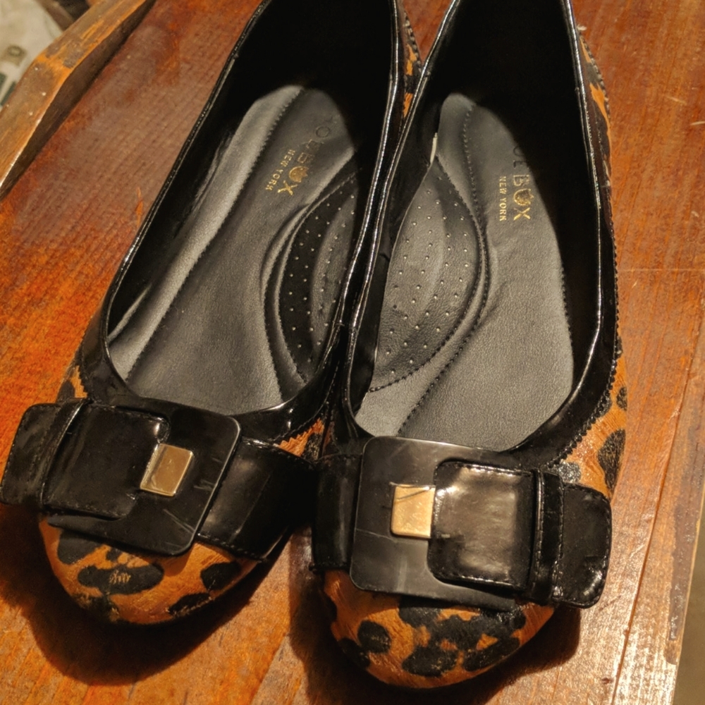 Animal print flats